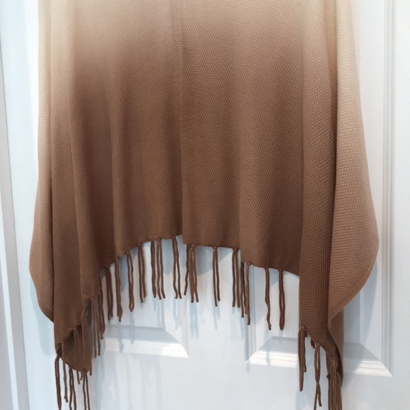 Chico’s Ombré Poncho - Picture 5 of 7
